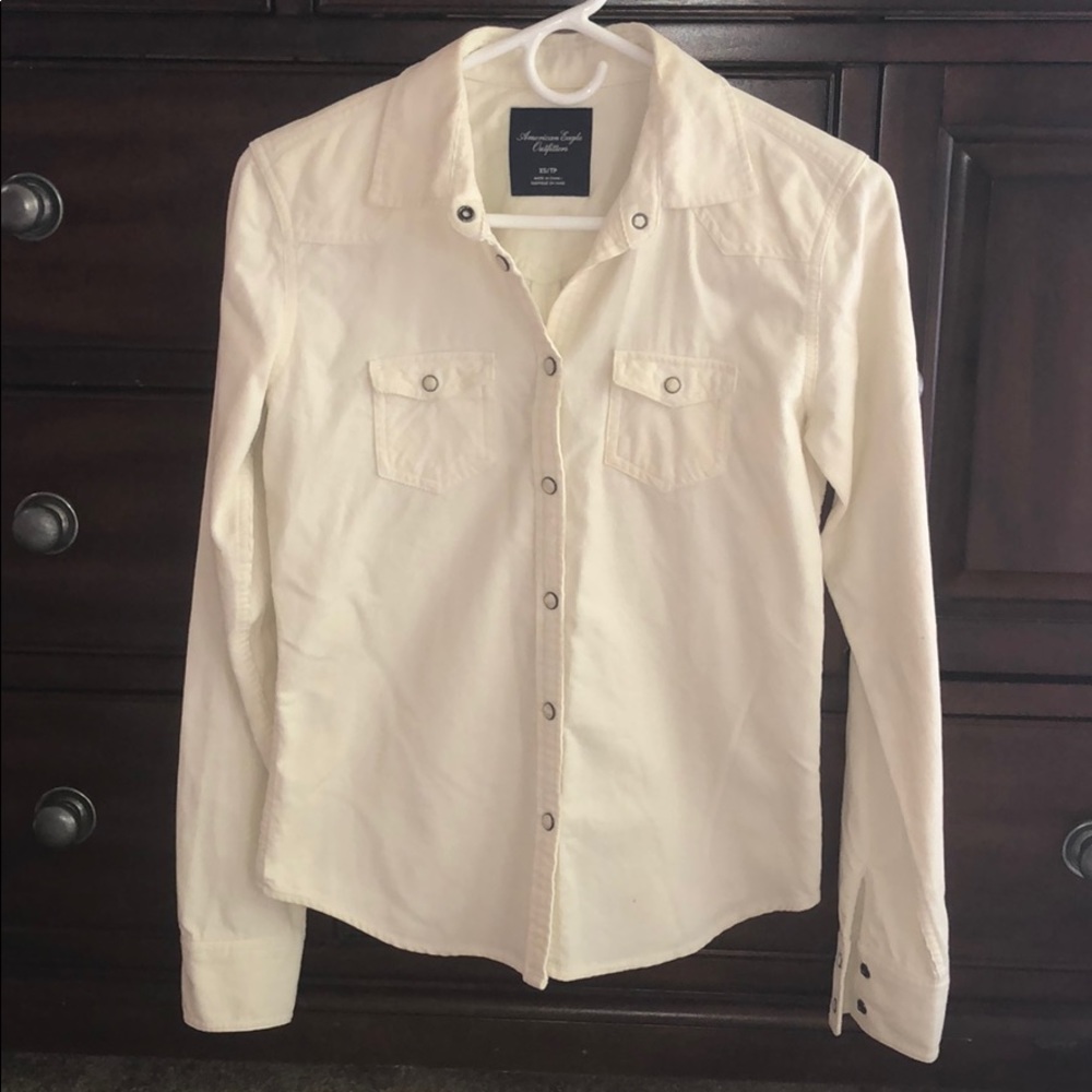 American Eagle button down shirt